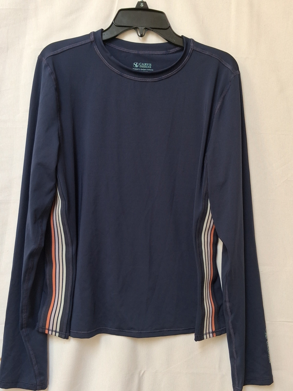 Carve Designs Girls' Navy Long-Sleeve Rash Guard with Stripe Detail